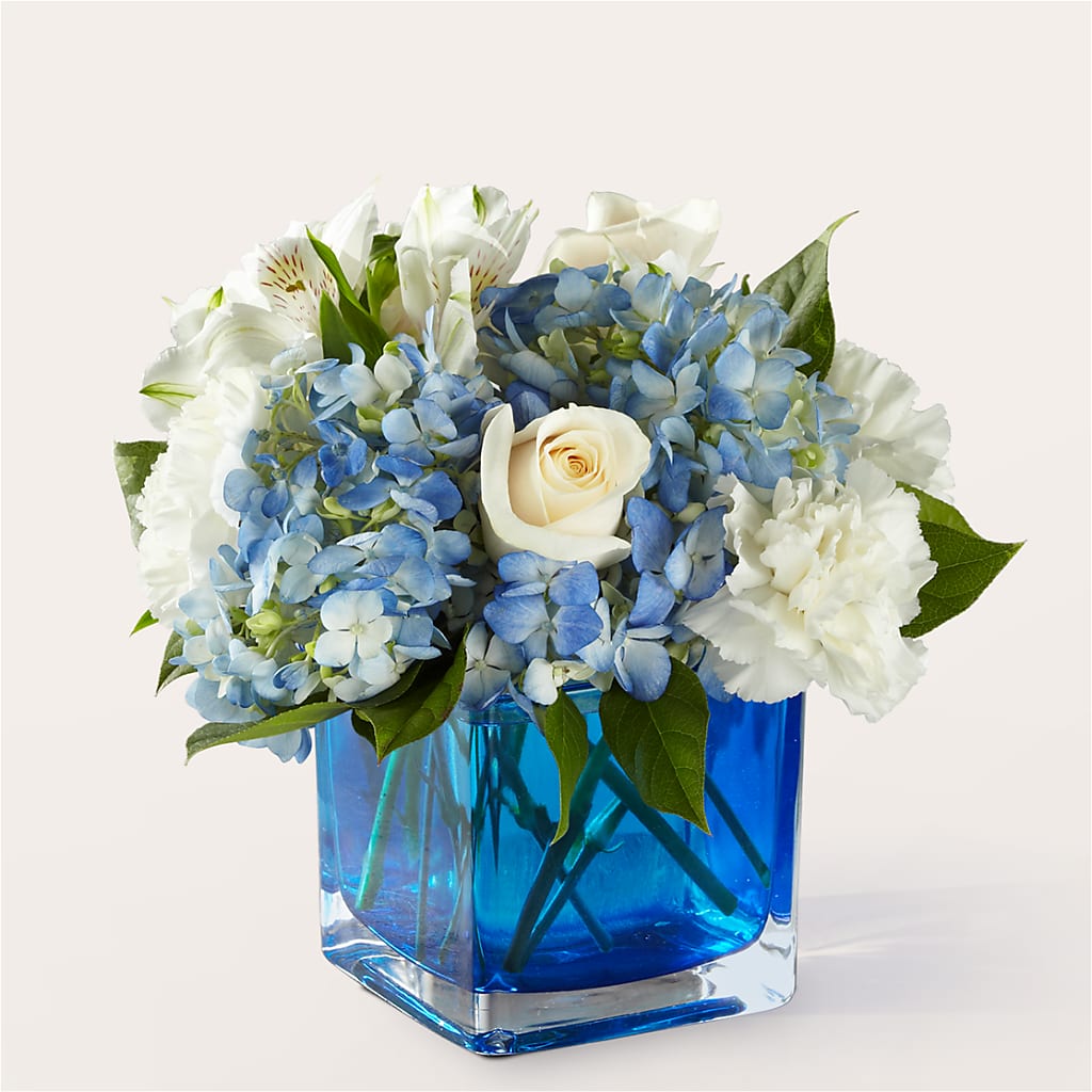 Soothing Waters Bouquet – Gladrich Florist Shoppe, Punta Gorda FL