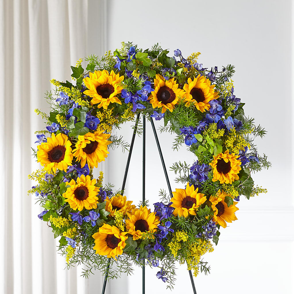 Bright Rays Wreath – Gladrich Florist Shoppe, Punta Gorda FL