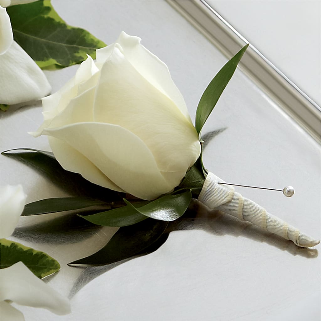 White Rose Boutonniere – Gladrich Florist Shoppe, Punta Gorda FL
