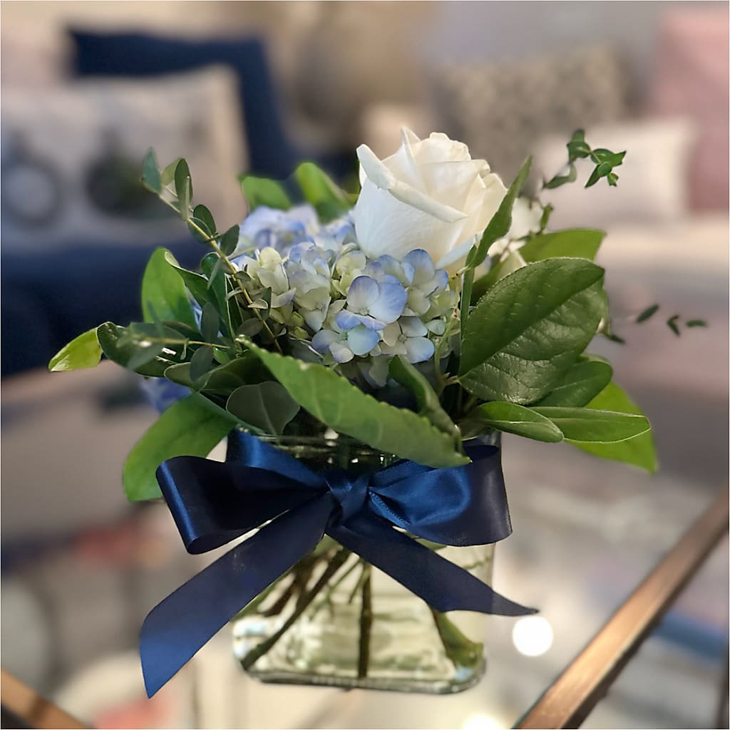 Sky Blue Delight Bouquet –  Gladrich Florist Shoppe, Punta Gorda FL