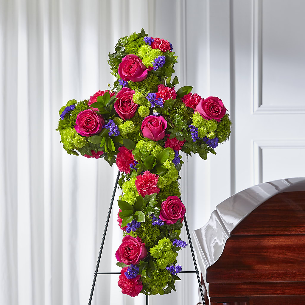 Tribute Rose Floral Cross –  Gladrich Florist Shoppe, Punta Gorda FL