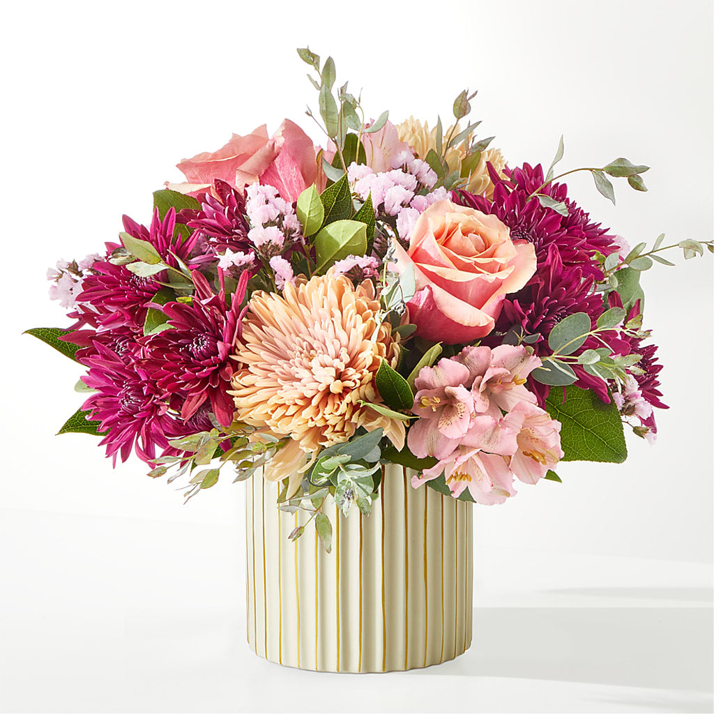 Berry Cobbler Bouquet with Ivory Vase –  Gladrich Florist Shoppe, Punta Gorda FL