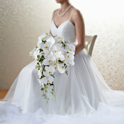Classic White Bouquet –  Gladrich Florist Shoppe, Punta Gorda FL